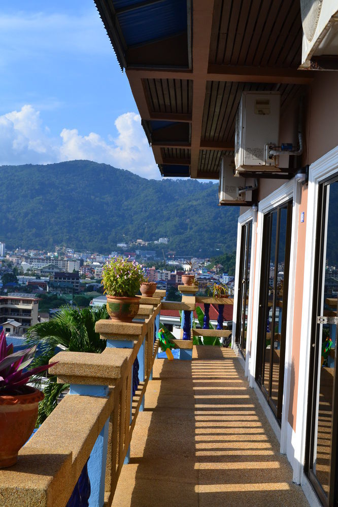 On Hill Phuket 2*