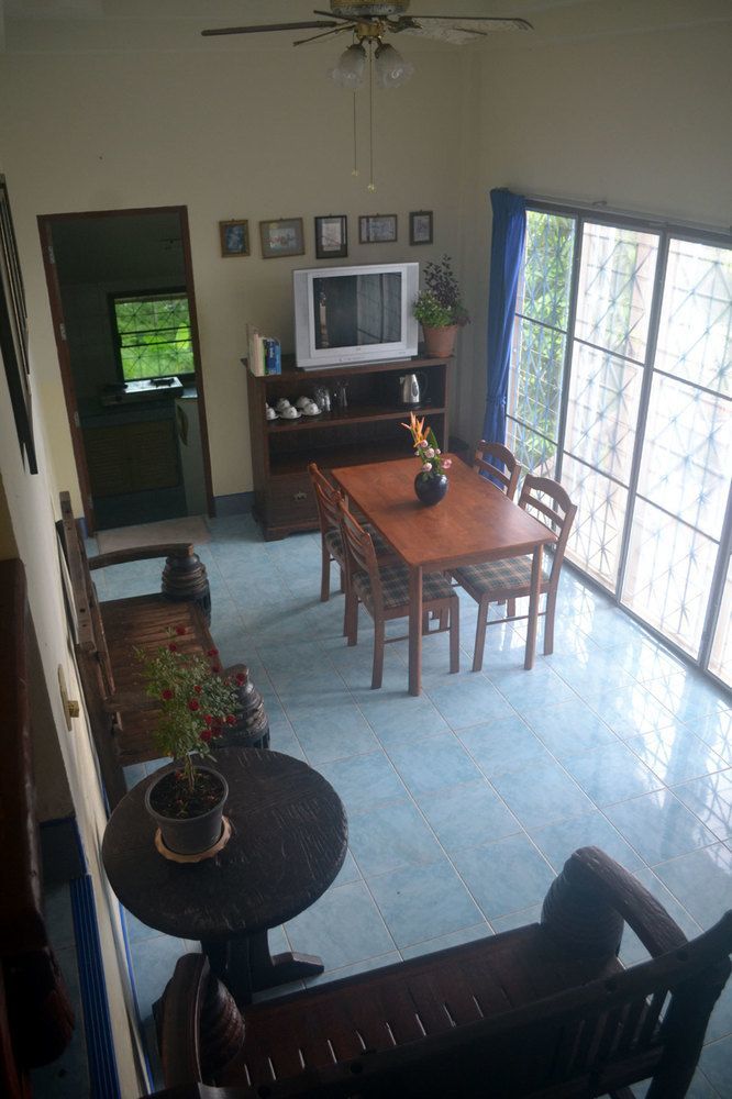 Hotel On Hill Phuket 2*